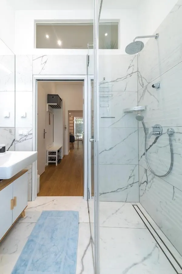 شقة Cozy Studio, Private Garden, 8 Min To City Center فيينا